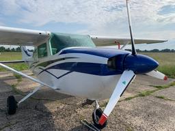 Cessna - 172 N - photo 8