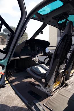 EUROCOPTER - AS350 B2+ - photo 5