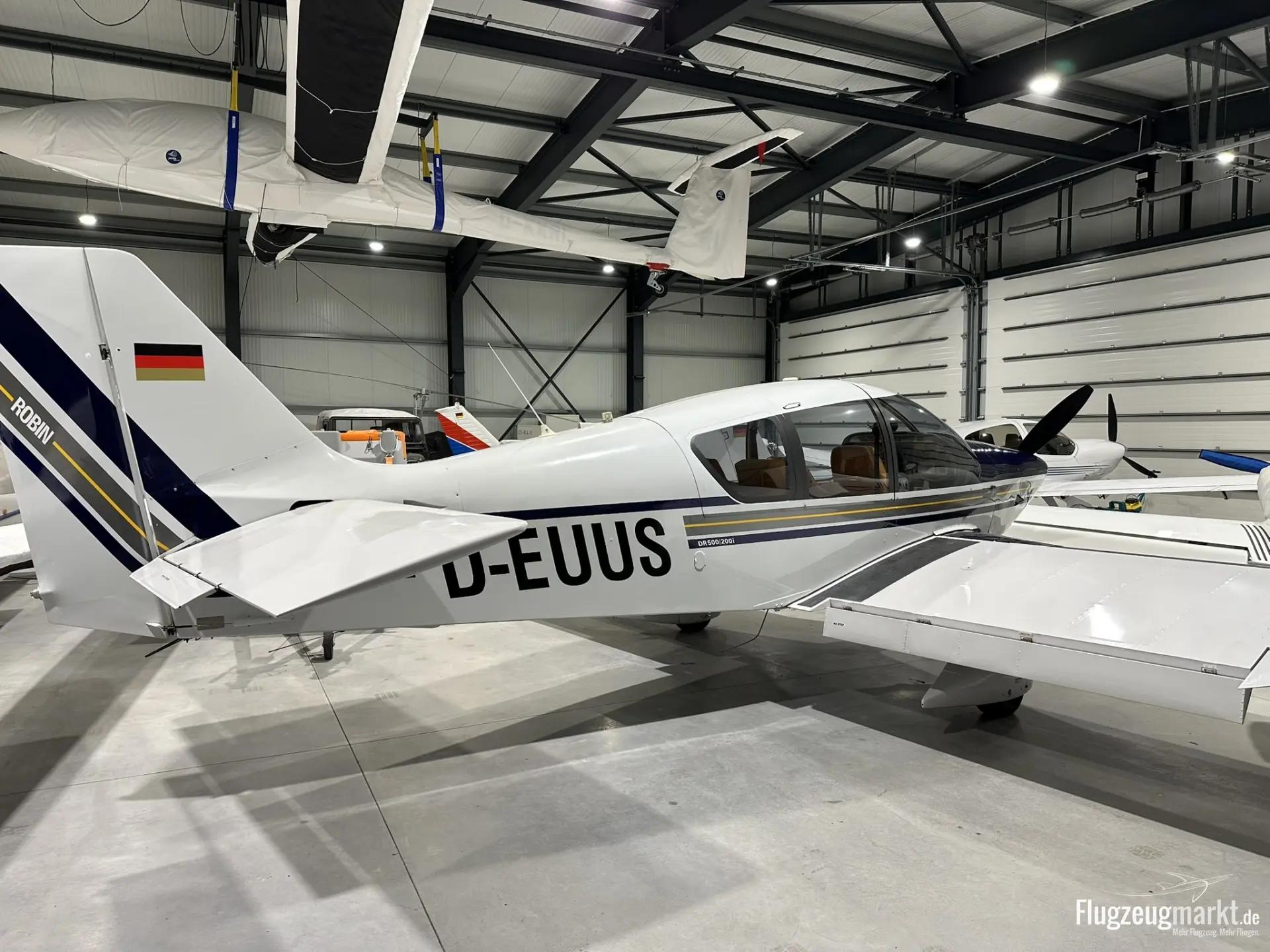 Robin - DR500 - main photo