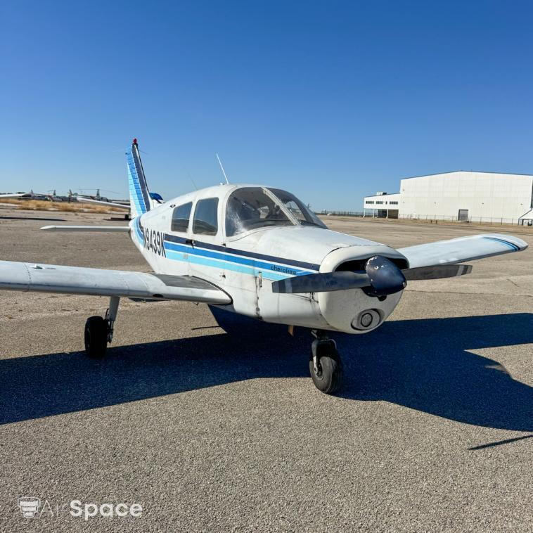 Piper - CHEROKEE 140 - main photo