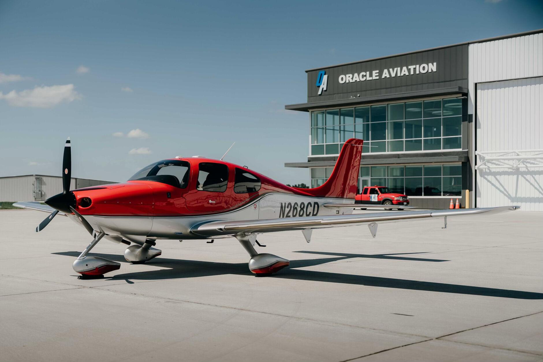 Cirrus - SR22 - main photo