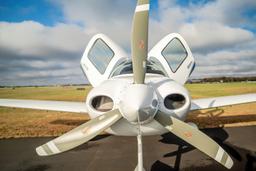 Cirrus - SR20 - photo 17