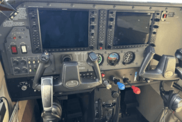 Cessna - Cessna 182T Skylane - photo 7