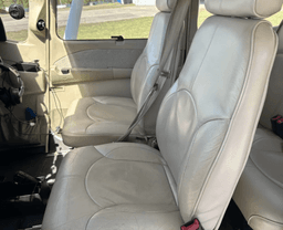 Cessna - Cessna 182T Skylane - photo 5