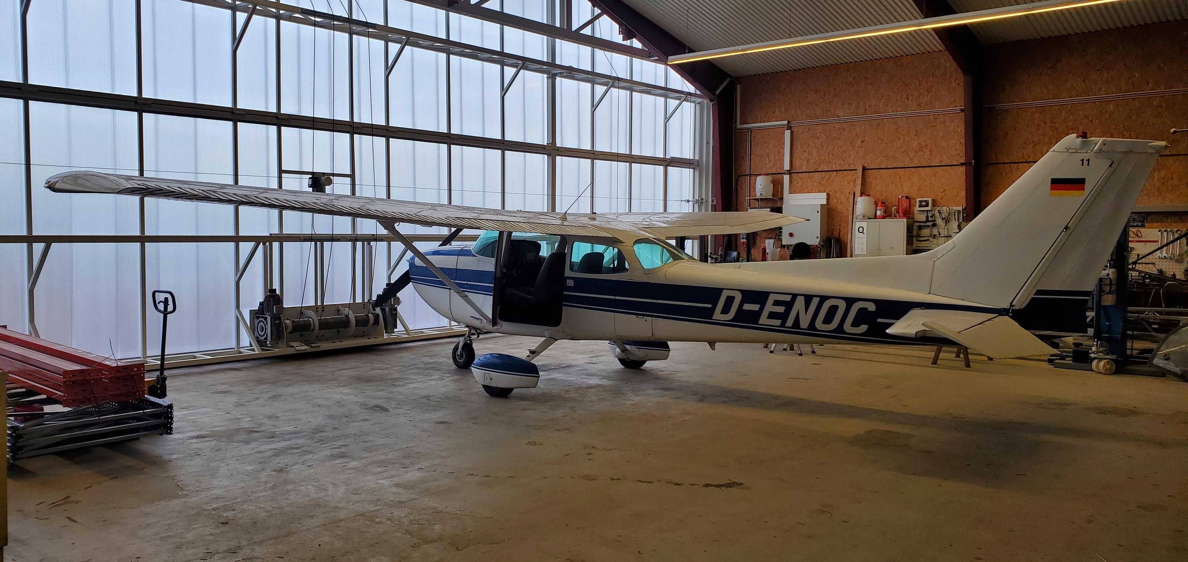 Cessna - F-172 Skyhawk N - main photo