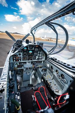 Short Brothers - S312 Tucano T MK 1 - photo 8