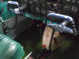 Piper - Piper PA-24-250 Comanche - photo 13