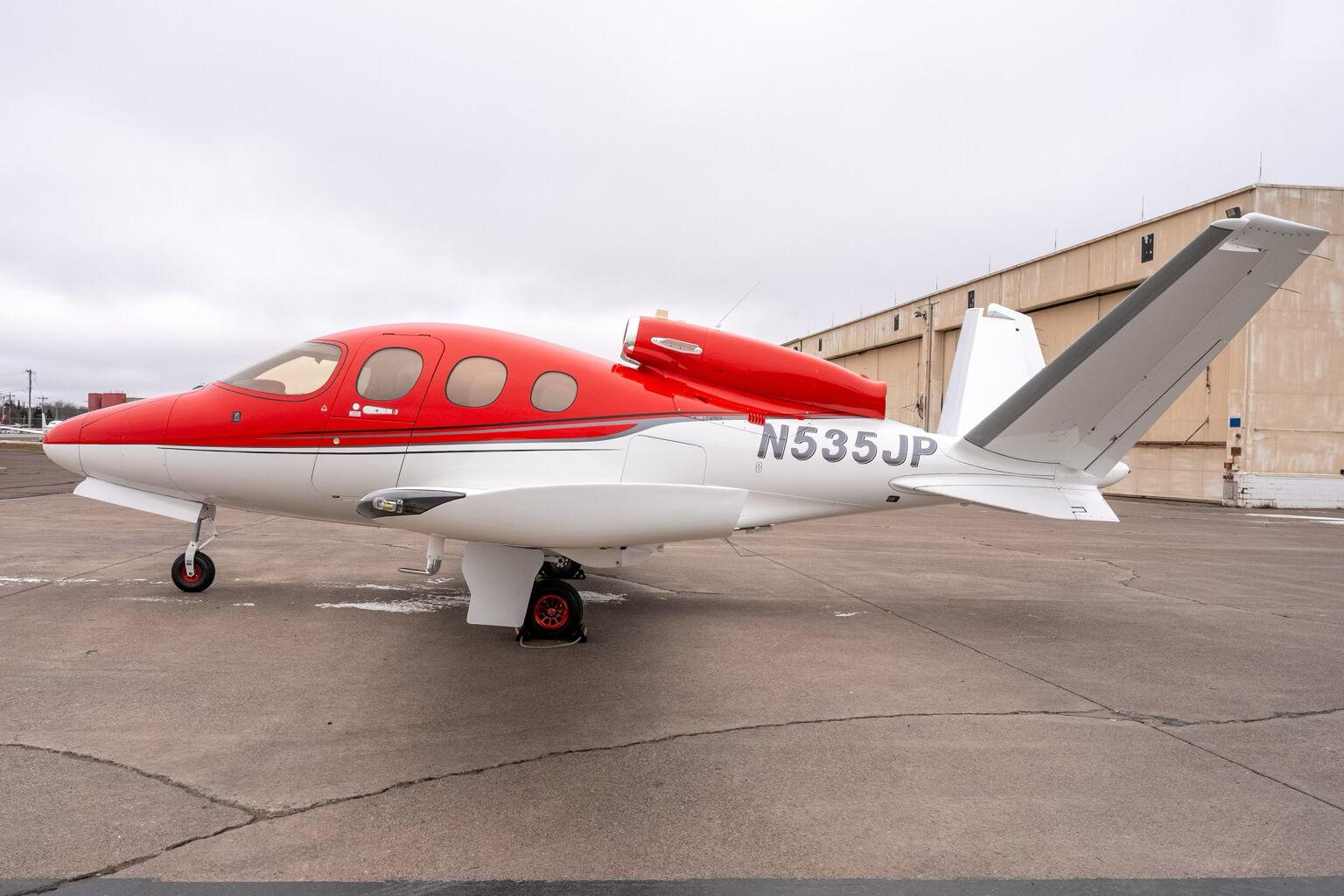 Cirrus - SF50 - main photo