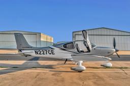 Cirrus - SR22T - photo 13