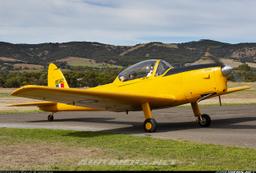 De Havilland Canada - De Havilland Canada DHC-1 Chipmunk - photo 5