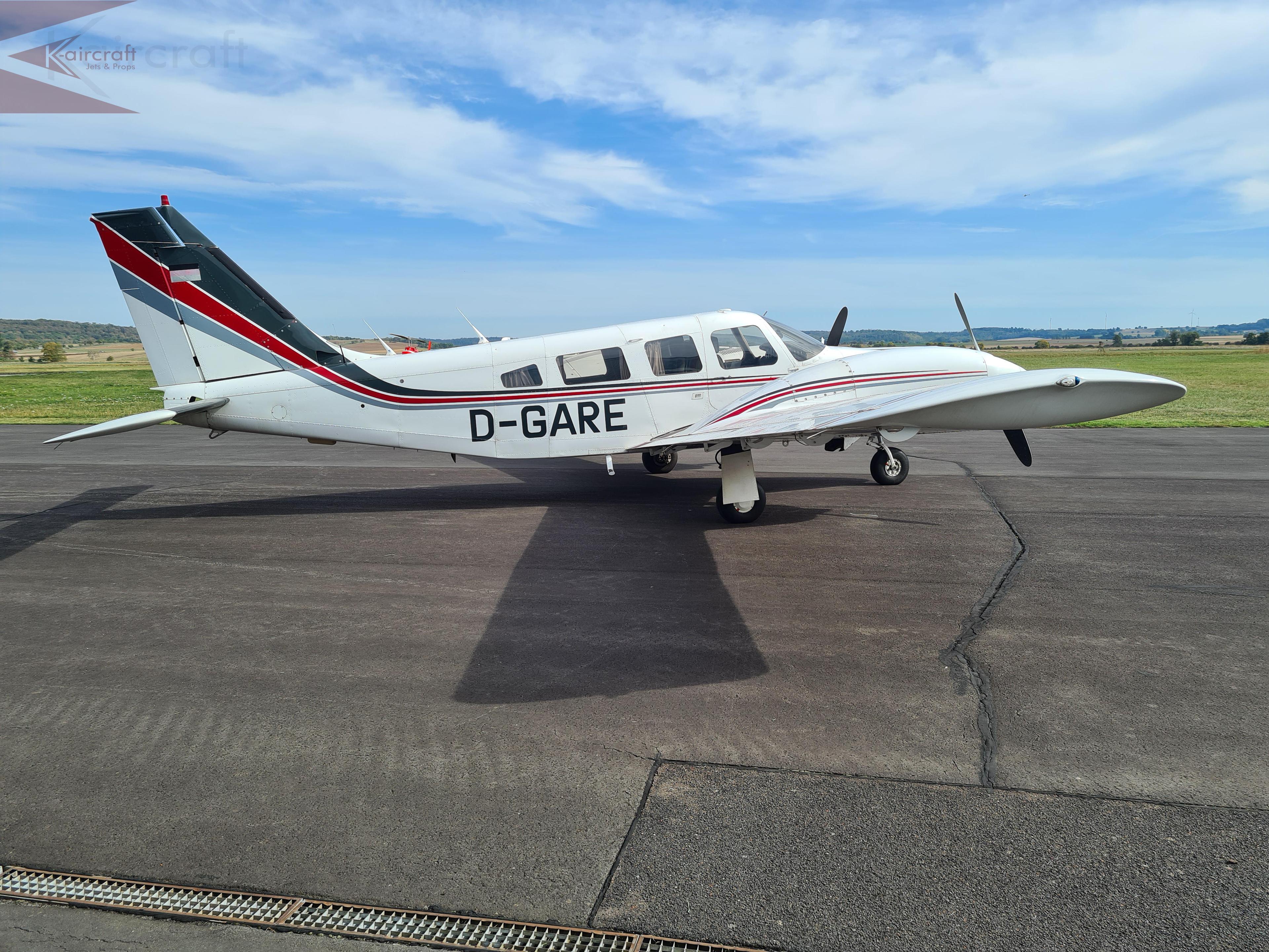 Piper - Piper PA-34-200T Seneca II - main photo