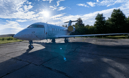 Bombardier - Bombardier Challenger 604 - photo 1