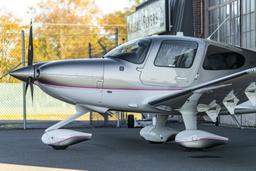 Cirrus - SR22 - photo 6