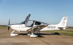 Cirrus - SR22 - photo 10