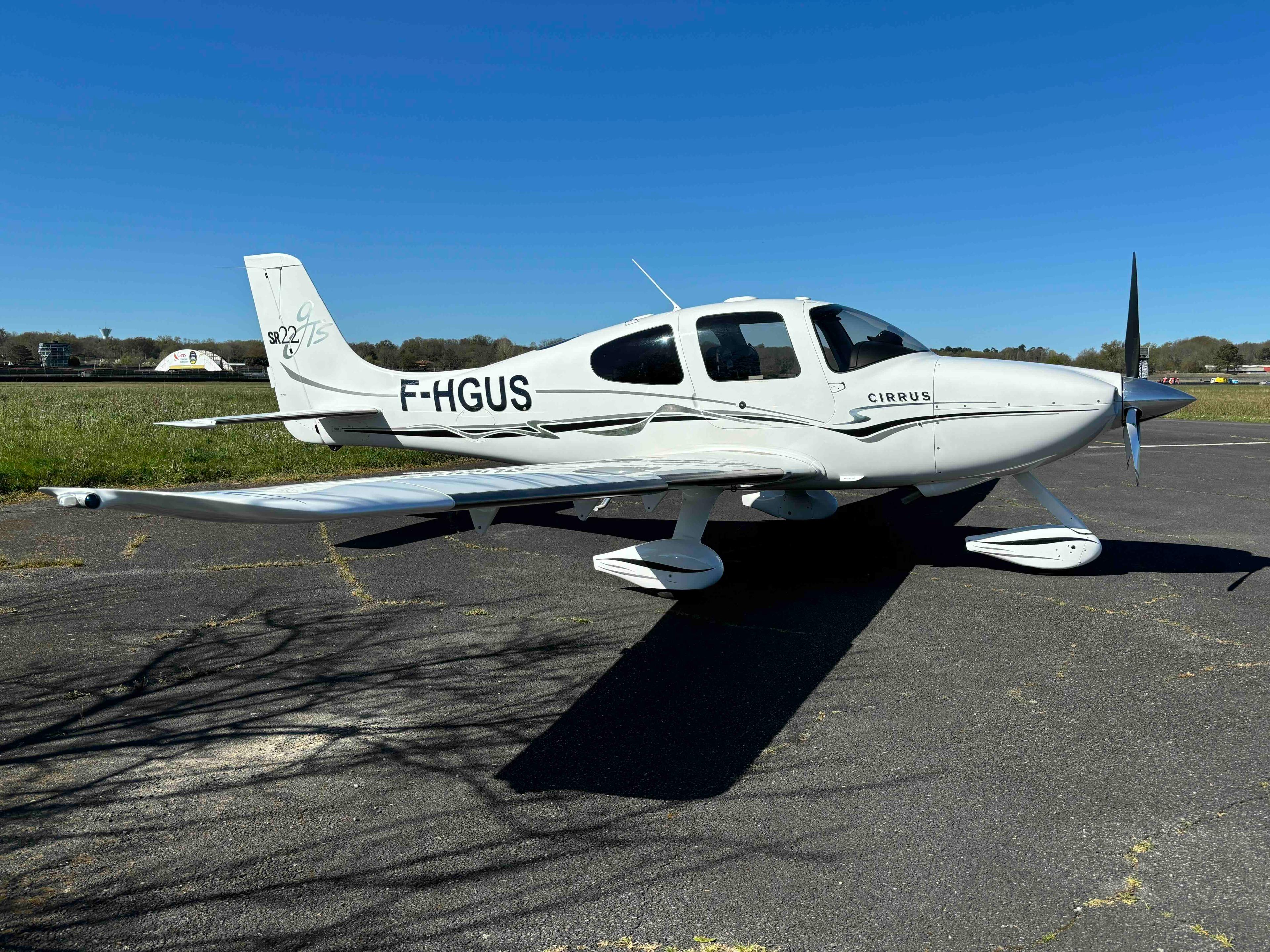 Cirrus - SR22 (2001 - 2010) - main photo