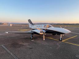 Cessna - 421C Golden Eagle - photo 4
