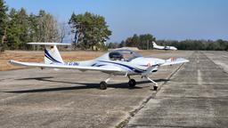 Diamond Aircraft - DA20 Katana - photo 3