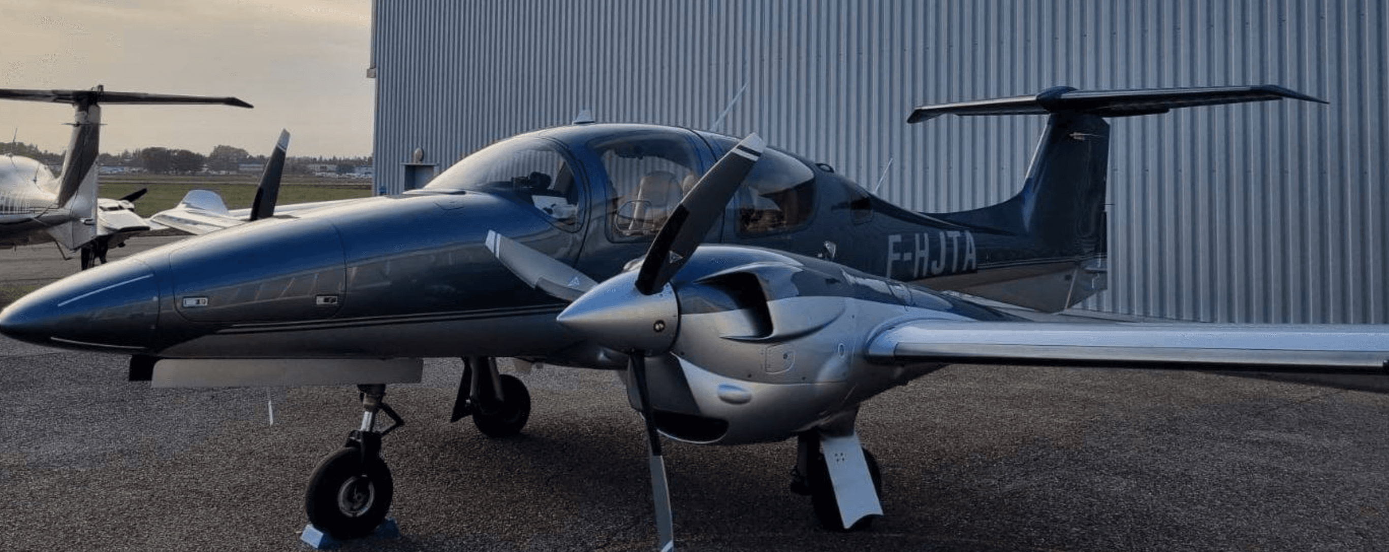 Diamond Aircraft - DA62 - main photo