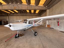 Cessna - Cessna 152 - photo 2