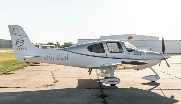Cirrus - SR22 - main photo