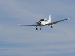 Piper - PA-28R-201 Arrow III - photo 5
