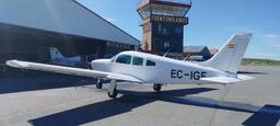 Piper - PA-28R-201 Arrow III - photo 2