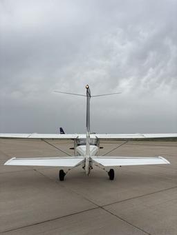 Cessna - 150 - photo 9