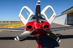 Cirrus - SR22T - photo 2