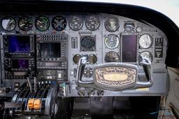 Cessna - Cessna 414 Chancellor - photo 9