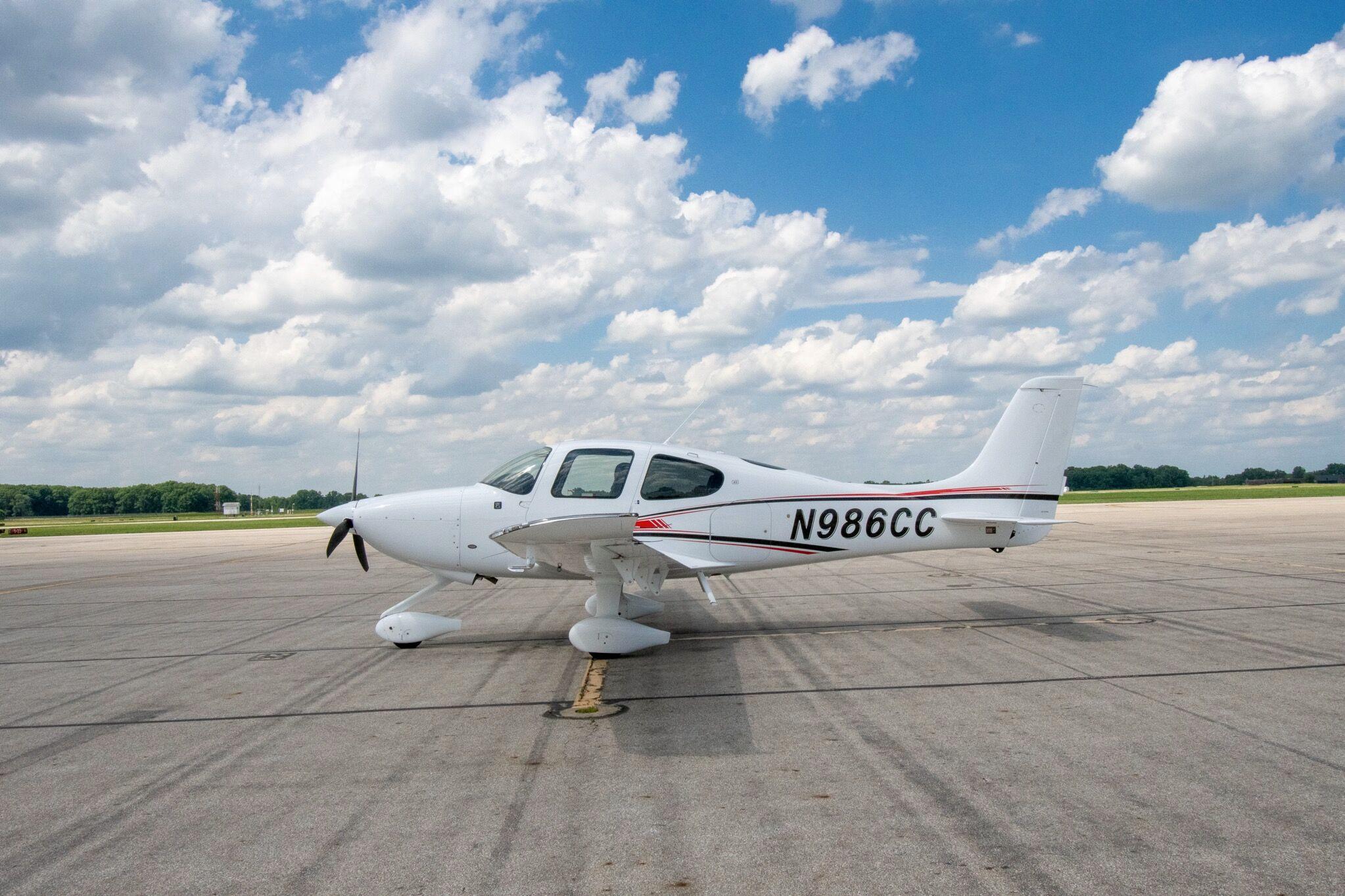 Cirrus - SR20 - main photo