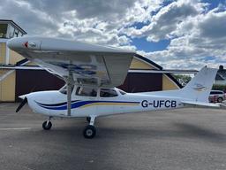 Cessna - Cessna 172SP - photo 3