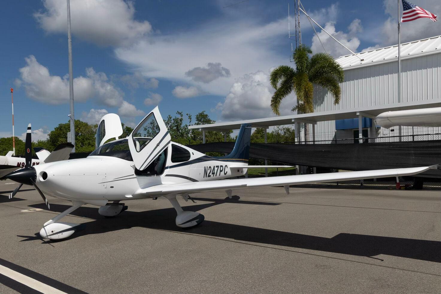 Cirrus - SR20 - main photo