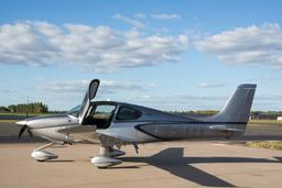 Cirrus - SR20 - photo 7