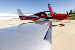 Cirrus - SR22T - photo 12