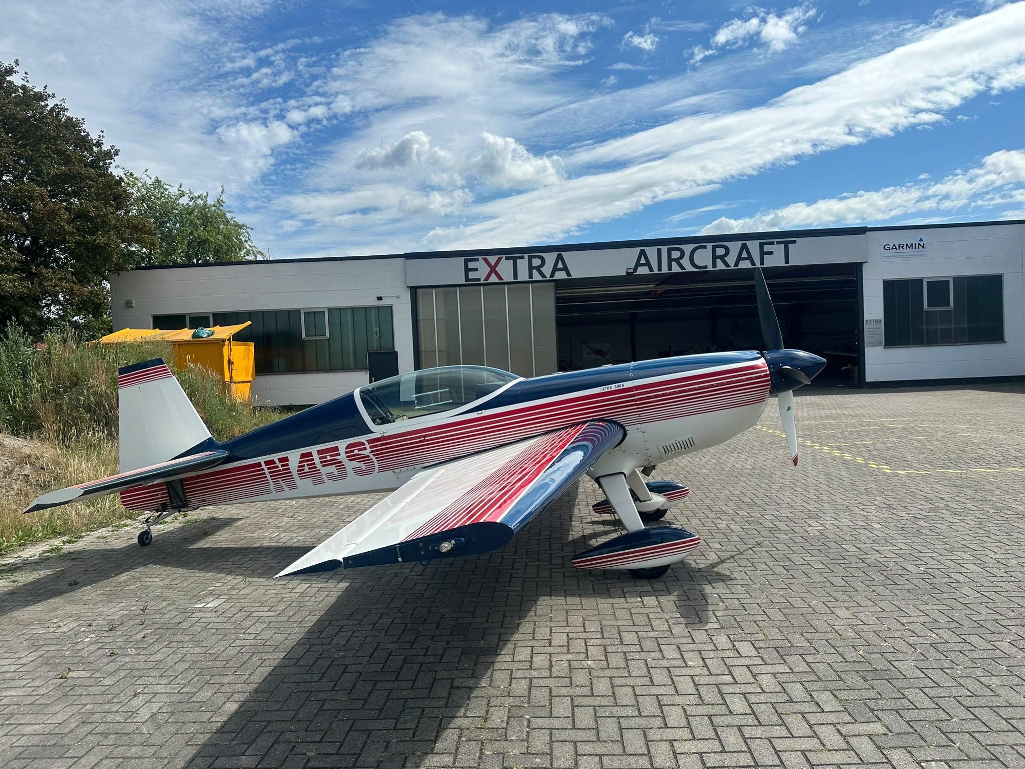 Extra - 300S - main photo