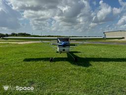 Cessna - 150 - photo 5
