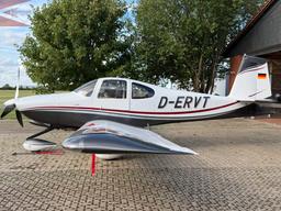Van's Aircraft - Van's RV-10 - photo 2