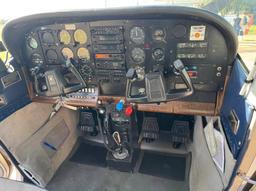 Cessna - Cessna 182 Skylane - photo 8