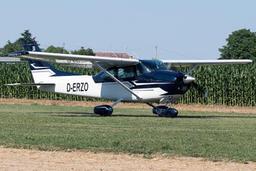 Cessna - Cessna 182 Skylane - photo 6
