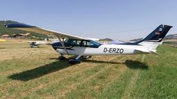 Cessna - Cessna 182 Skylane - photo 3