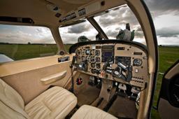 Piper - Piper Archer III - photo 4