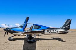Cirrus - SR22T - photo 3