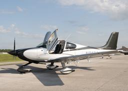 Cirrus - SR20 - photo 7