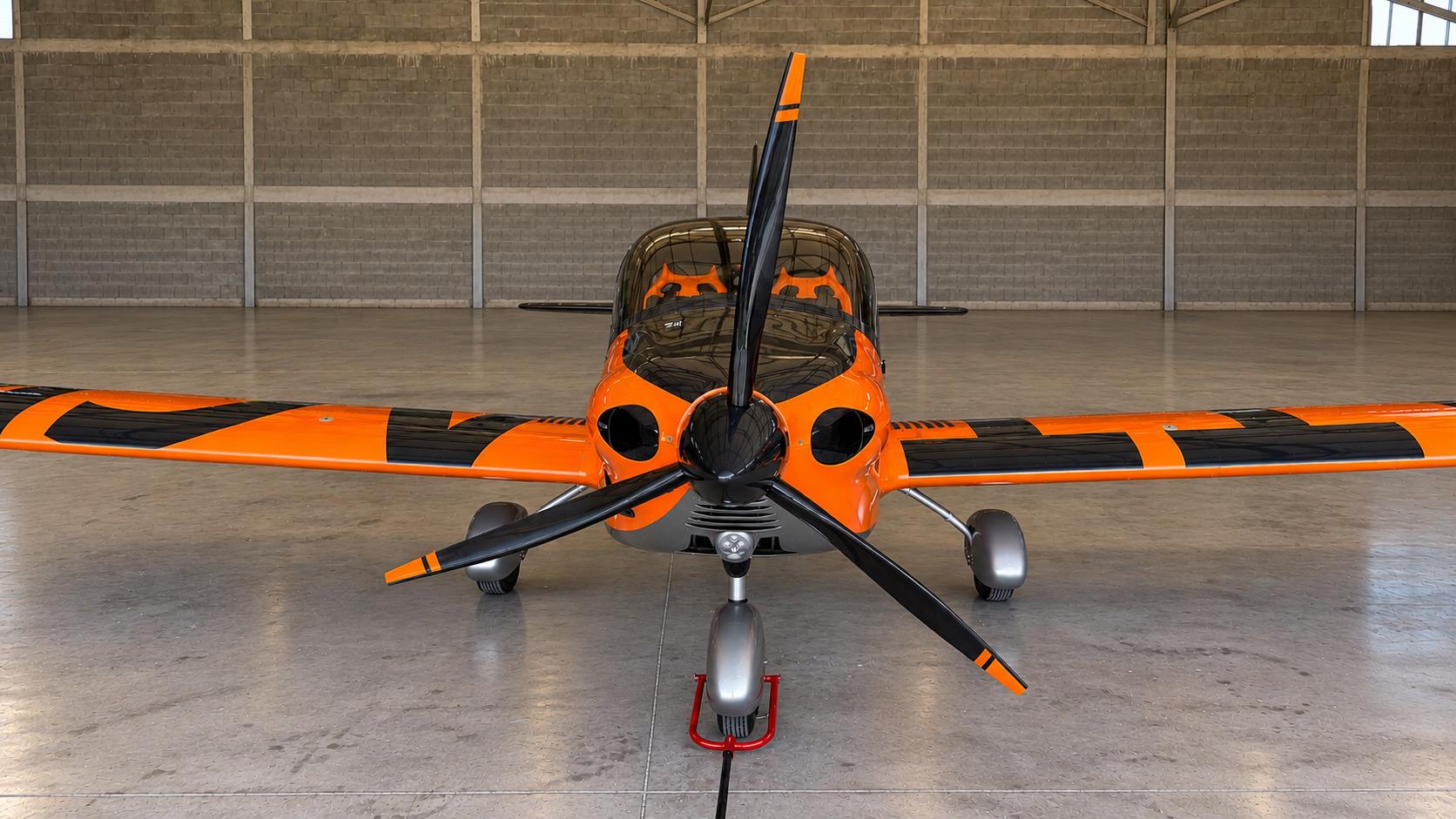 TOMARK AERO - VIPER SD4 ATTACK - main photo