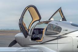Cirrus - SR22T - photo 11
