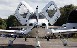 Cirrus - SR22 GTS G2 - photo 6