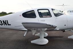 Cirrus - SR22T - photo 15