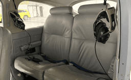 Cessna - Cessna 177RG Cardinal - photo 5