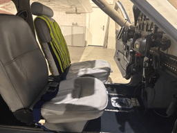 Cessna - Cessna 177RG Cardinal - photo 4