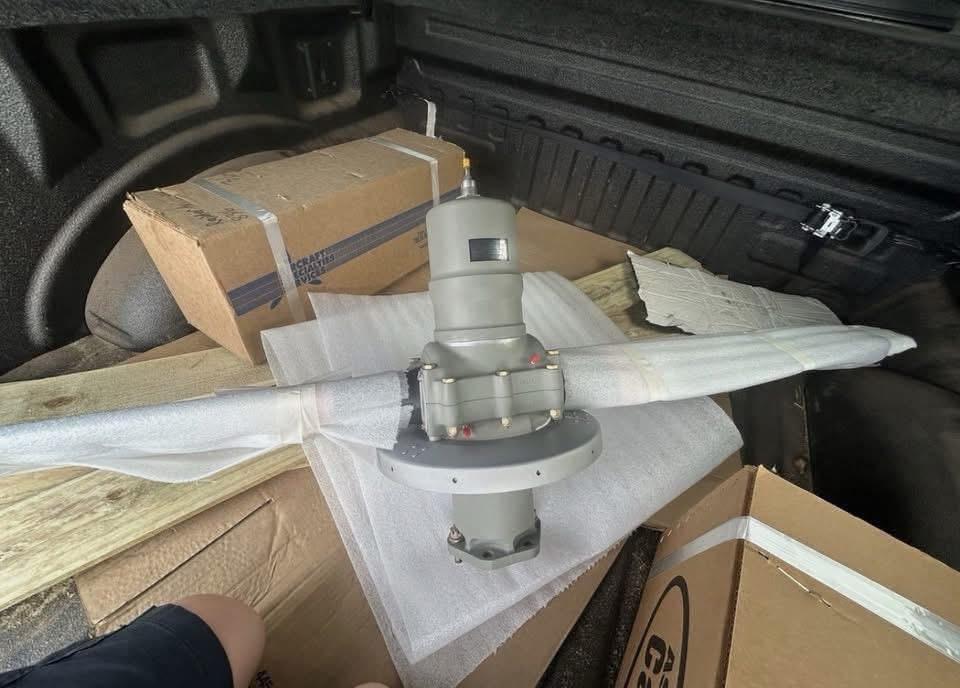 HARTZELL NON-COUNTER-ROTATING PROPELLER FOR PIPER PA 30 TWIN COMANCHE - main photo